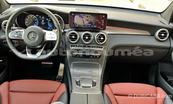 Buy Import Mercedes-Benz GLC White Car in Import - Dubai in Iles Buy Import Mercedes-Benz GLC White Car in Import - Dubai in Iles