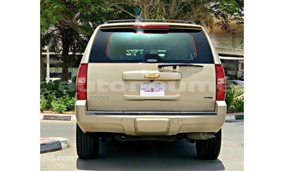 Buy Import Chevrolet Tahoe Other Car in Import - Dubai in Iles Buy Import Chevrolet Tahoe Other Car in Import - Dubai in Iles