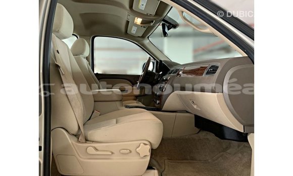 Buy Import Chevrolet Tahoe Other Car in Import - Dubai in Iles Buy Import Chevrolet Tahoe Other Car in Import - Dubai in Iles