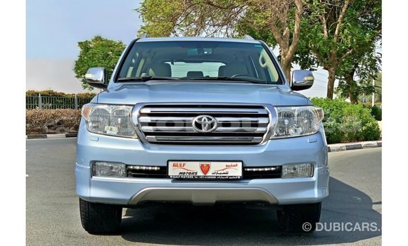 Buy Import Toyota Land Cruiser Blue Car in Import - Dubai in Iles Buy Import Toyota Land Cruiser Blue Car in Import - Dubai in Iles