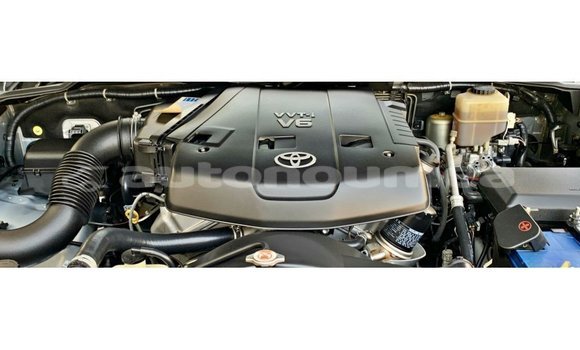 Buy Import Toyota Land Cruiser Blue Car in Import - Dubai in Iles Buy Import Toyota Land Cruiser Blue Car in Import - Dubai in Iles