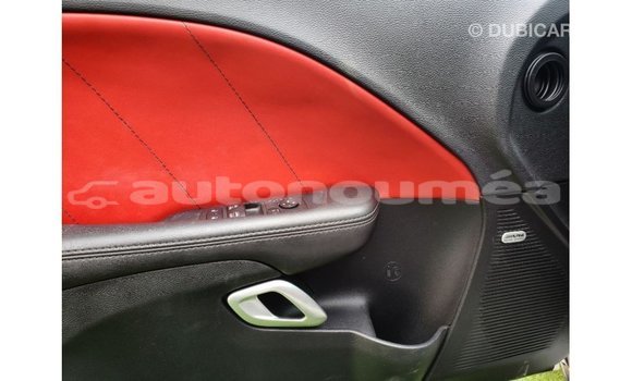 Acheter Import Voiture Dodge Challenger Blanc à Import - Dubai, Iles Acheter Import Voiture Dodge Challenger Blanc à Import - Dubai, Iles