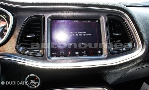 Acheter Import Voiture Dodge Challenger Autre à Import - Dubai, Iles Acheter Import Voiture Dodge Challenger Autre à Import - Dubai, Iles