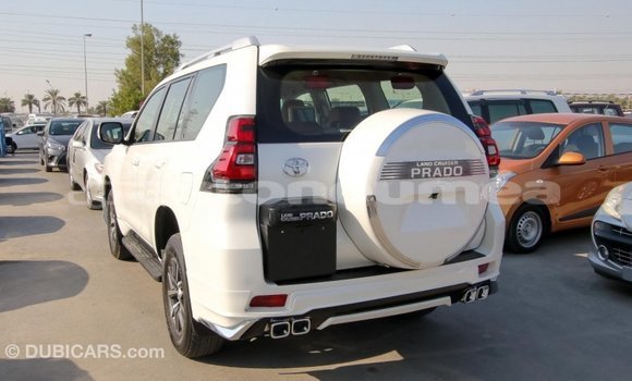 Buy Import Toyota Prado White Car in Import - Dubai in Iles Buy Import Toyota Prado White Car in Import - Dubai in Iles
