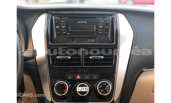 Acheter Import Utilitaire Toyota DA Autre à Import - Dubai, Iles Acheter Import Utilitaire Toyota DA Autre à Import - Dubai, Iles