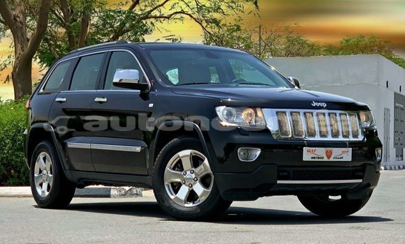 Buy Import Jeep Grand Cherokee Black Car in Import - Dubai in Iles