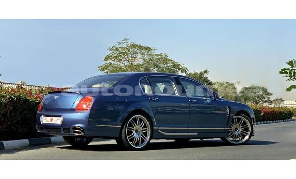 Acheter Import Voiture Bentley Continental Flying Spur Bleu à Import - Dubai, Iles Acheter Import Voiture Bentley Continental Flying Spur Bleu à Import - Dubai, Iles