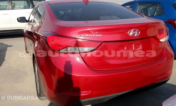 Acheter Import Voiture Hyundai Elantra Rouge à Import - Dubai, Iles Acheter Import Voiture Hyundai Elantra Rouge à Import - Dubai, Iles