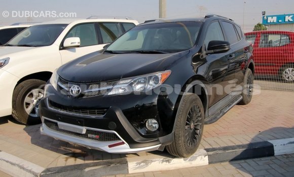 Acheter Import Voiture Toyota RAV4 Noir à Import - Dubai, Iles Acheter Import Voiture Toyota RAV4 Noir à Import - Dubai, Iles