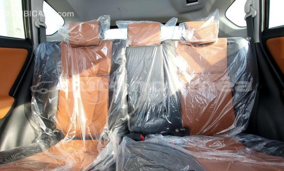 Acheter Import Voiture Toyota RAV4 Noir à Import - Dubai, Iles Acheter Import Voiture Toyota RAV4 Noir à Import - Dubai, Iles