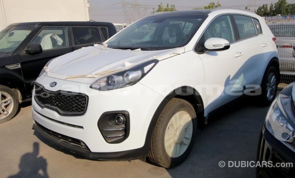 Acheter Import Voiture Kia Sportage Blanc à Import - Dubai, Iles Acheter Import Voiture Kia Sportage Blanc à Import - Dubai, Iles