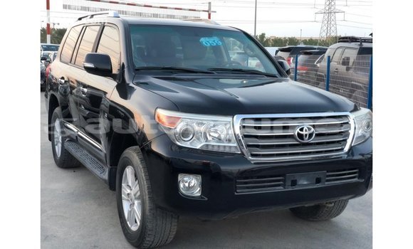 Buy Import Toyota Land Cruiser Black Car in Import - Dubai in Iles Buy Import Toyota Land Cruiser Black Car in Import - Dubai in Iles