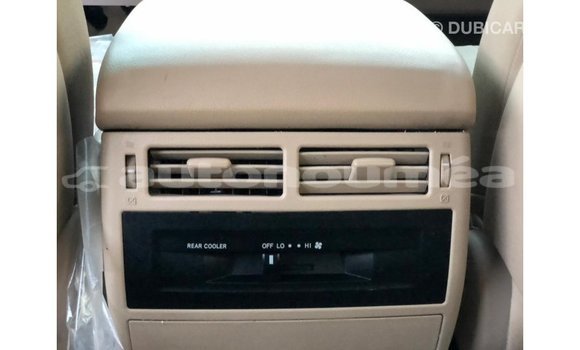 Buy Import Toyota Land Cruiser Black Car in Import - Dubai in Iles Buy Import Toyota Land Cruiser Black Car in Import - Dubai in Iles