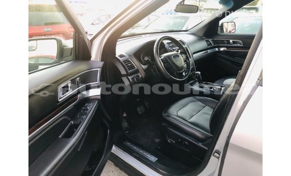 Acheter Import Voiture Ford Explorer Autre à Import - Dubai, Iles Acheter Import Voiture Ford Explorer Autre à Import - Dubai, Iles