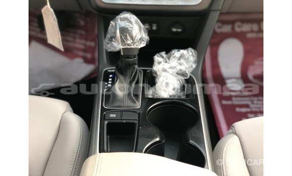 Acheter Import Voiture Hyundai Sonata Noir à Import - Dubai, Iles Acheter Import Voiture Hyundai Sonata Noir à Import - Dubai, Iles