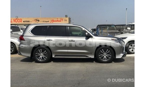 Acheter Import Voiture Lexus LX Autre à Import - Dubai, Iles Acheter Import Voiture Lexus LX Autre à Import - Dubai, Iles