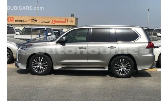 Acheter Import Voiture Lexus LX Autre à Import - Dubai, Iles Acheter Import Voiture Lexus LX Autre à Import - Dubai, Iles