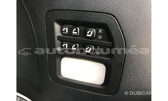 Acheter Import Voiture Lexus LX Autre à Import - Dubai, Iles Acheter Import Voiture Lexus LX Autre à Import - Dubai, Iles