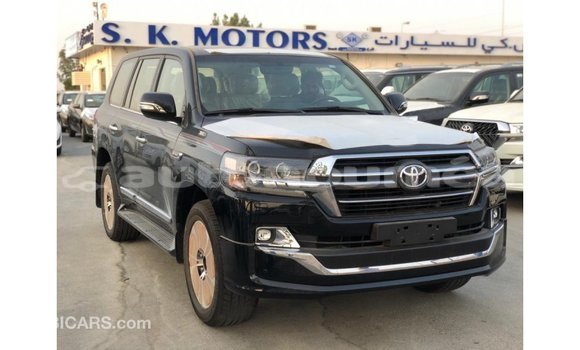 Buy Import Toyota Land Cruiser Black Car in Import - Dubai in Iles Buy Import Toyota Land Cruiser Black Car in Import - Dubai in Iles