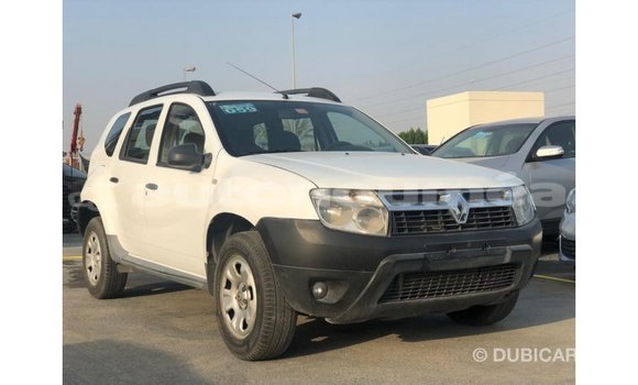 Buy Import Renault Duster White Car in Import - Dubai in Iles Buy Import Renault Duster White Car in Import - Dubai in Iles