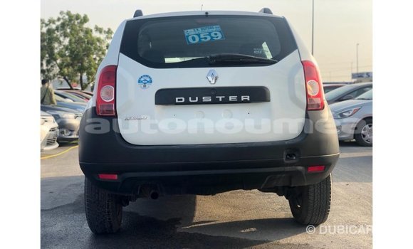 Buy Import Renault Duster White Car in Import - Dubai in Iles Buy Import Renault Duster White Car in Import - Dubai in Iles