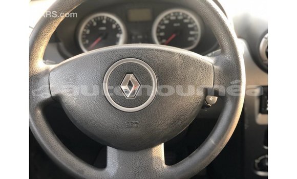 Buy Import Renault Duster White Car in Import - Dubai in Iles Buy Import Renault Duster White Car in Import - Dubai in Iles