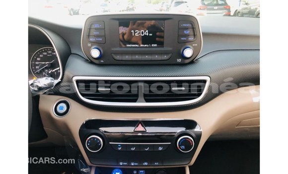 Acheter Import Voiture Hyundai Tucson Marron à Import - Dubai, Iles Acheter Import Voiture Hyundai Tucson Marron à Import - Dubai, Iles