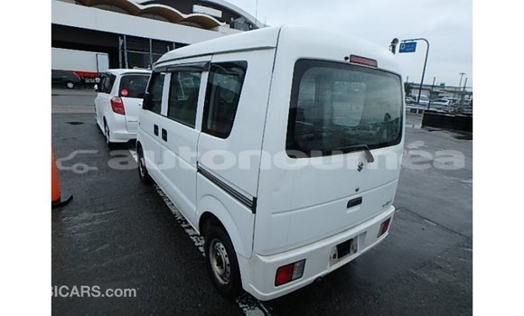 Acheter Import Voiture Suzuki Every Blanc à Import - Dubai, Iles Acheter Import Voiture Suzuki Every Blanc à Import - Dubai, Iles