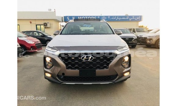 Acheter Import Voiture Hyundai Santa Fe Marron à Import - Dubai, Iles Acheter Import Voiture Hyundai Santa Fe Marron à Import - Dubai, Iles