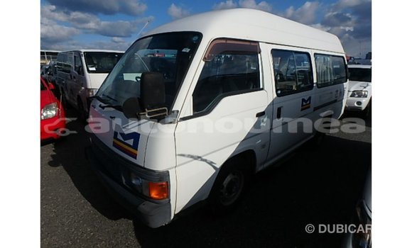 Buy Import Nissan Caravan White Car in Import - Dubai in Iles Buy Import Nissan Caravan White Car in Import - Dubai in Iles
