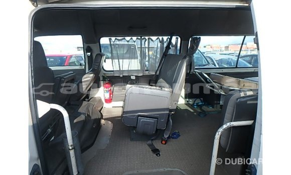 Buy Import Nissan Caravan White Car in Import - Dubai in Iles Buy Import Nissan Caravan White Car in Import - Dubai in Iles