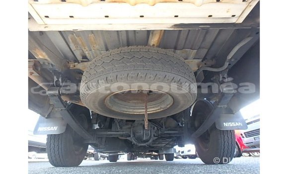 Buy Import Nissan Caravan White Car in Import - Dubai in Iles Buy Import Nissan Caravan White Car in Import - Dubai in Iles