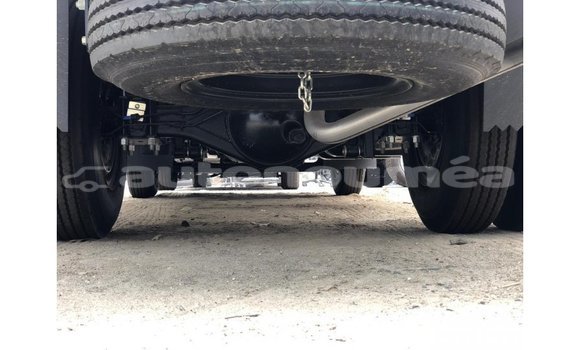 Acheter Import Voiture Isuzu Rodeo Blanc à Import - Dubai, Iles Acheter Import Voiture Isuzu Rodeo Blanc à Import - Dubai, Iles