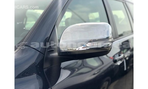 Buy Import Toyota Prado Blue Car in Import - Dubai in Iles Buy Import Toyota Prado Blue Car in Import - Dubai in Iles