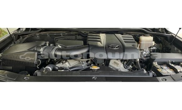 Buy Import Toyota Land Cruiser Other Car in Import - Dubai in Iles Buy Import Toyota Land Cruiser Other Car in Import - Dubai in Iles