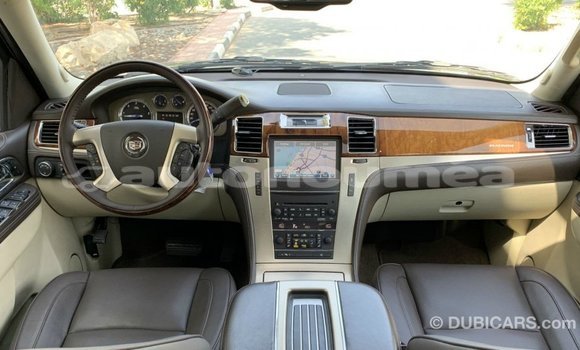 Buy Import Cadillac Escalade Black Car in Import - Dubai in Iles Buy Import Cadillac Escalade Black Car in Import - Dubai in Iles