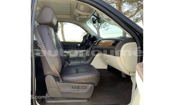 Buy Import Cadillac Escalade Black Car in Import - Dubai in Iles Buy Import Cadillac Escalade Black Car in Import - Dubai in Iles