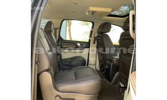 Buy Import Cadillac Escalade Black Car in Import - Dubai in Iles Buy Import Cadillac Escalade Black Car in Import - Dubai in Iles