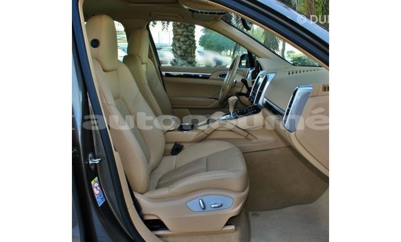 Buy Import Porsche Cayenne Brown Car in Import - Dubai in Iles Buy Import Porsche Cayenne Brown Car in Import - Dubai in Iles