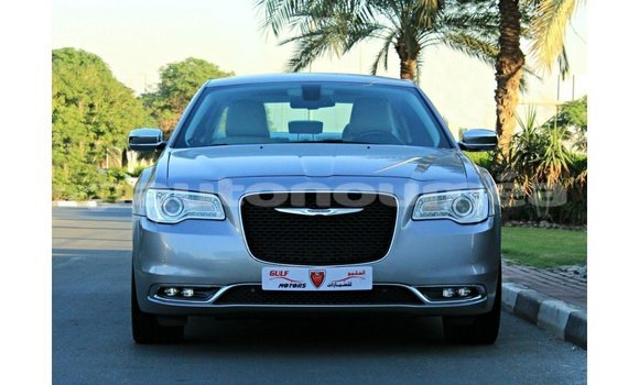 Buy Import Chrysler 300 Other Car in Import - Dubai in Iles Buy Import Chrysler 300 Other Car in Import - Dubai in Iles