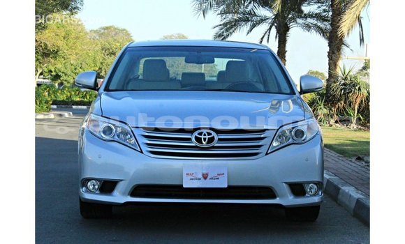Buy Import Toyota Avalon Other Car in Import - Dubai in Iles Buy Import Toyota Avalon Other Car in Import - Dubai in Iles