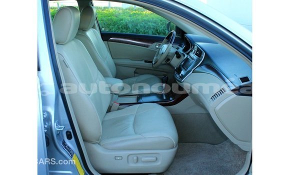 Buy Import Toyota Avalon Other Car in Import - Dubai in Iles Buy Import Toyota Avalon Other Car in Import - Dubai in Iles