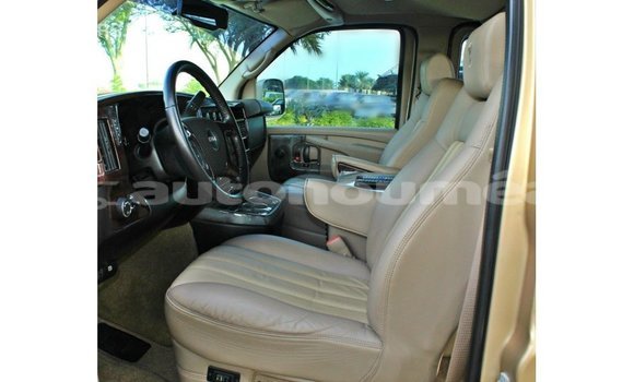 Buy Import GMC Acadia Other Car in Import - Dubai in Iles Buy Import GMC Acadia Other Car in Import - Dubai in Iles