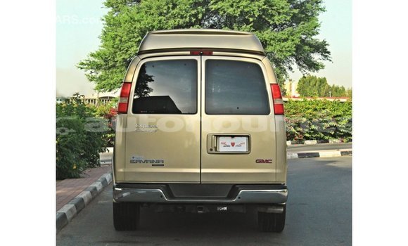 Buy Import GMC Acadia Other Car in Import - Dubai in Iles Buy Import GMC Acadia Other Car in Import - Dubai in Iles