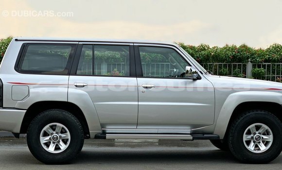 Buy Import Nissan Patrol Other Car in Import - Dubai in Iles Buy Import Nissan Patrol Other Car in Import - Dubai in Iles
