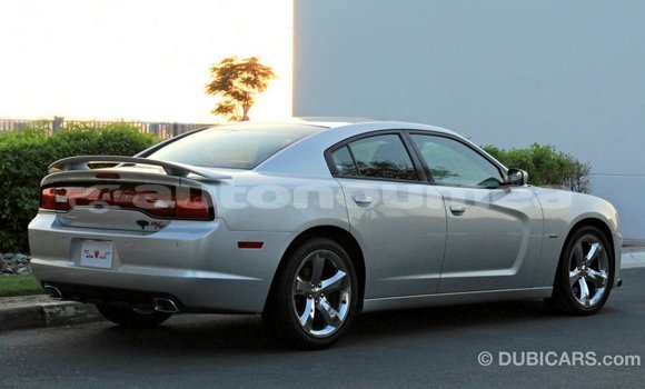 Buy Import Dodge Charger Other Car in Import - Dubai in Iles Buy Import Dodge Charger Other Car in Import - Dubai in Iles
