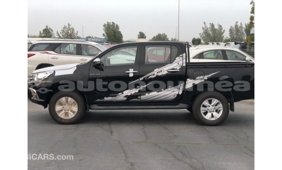 Buy Import Toyota Hilux Black Car in Import - Dubai in Iles Buy Import Toyota Hilux Black Car in Import - Dubai in Iles