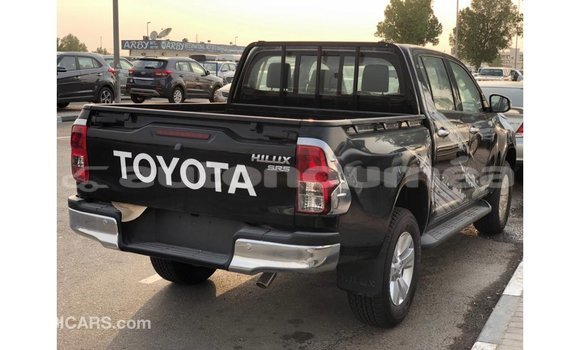 Buy Import Toyota Hilux Black Car in Import - Dubai in Iles Buy Import Toyota Hilux Black Car in Import - Dubai in Iles