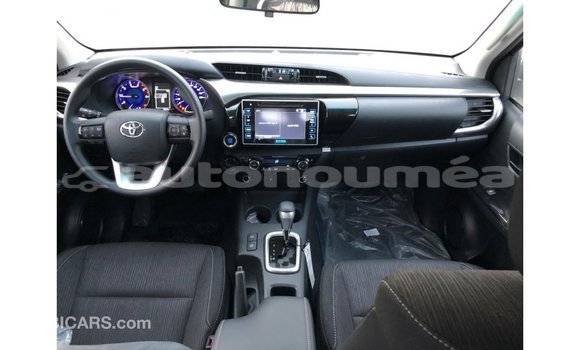 Buy Import Toyota Hilux Black Car in Import - Dubai in Iles Buy Import Toyota Hilux Black Car in Import - Dubai in Iles