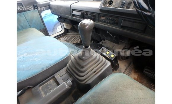 Acheter Import Voiture Nissan 350Z Marron à Import - Dubai, Iles Acheter Import Voiture Nissan 350Z Marron à Import - Dubai, Iles